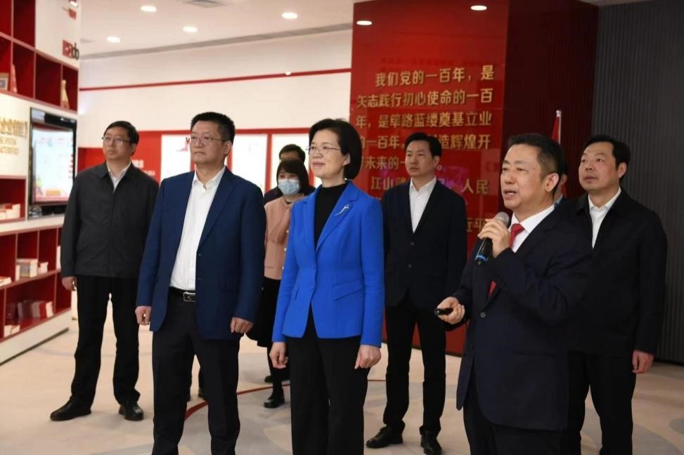 江苏省委常委、组织部部长沈莹调研w66国际1